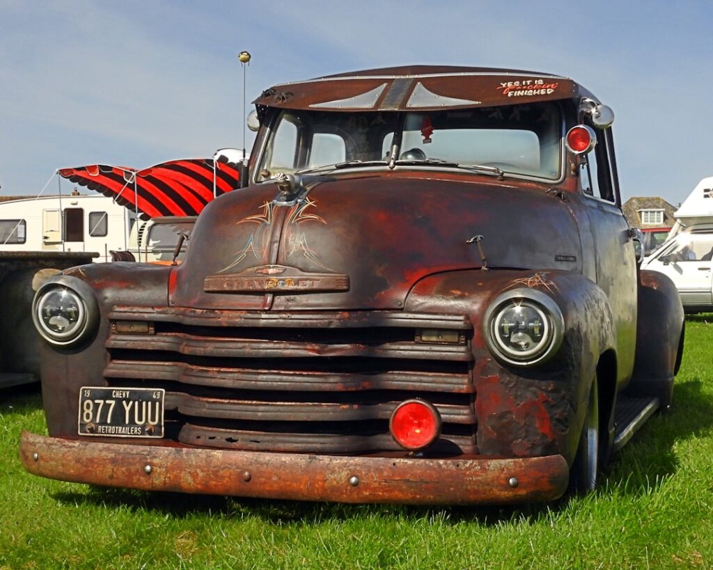 Photo rusty pickup Laval