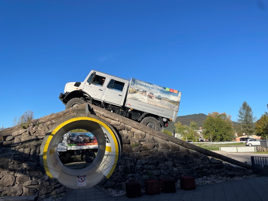 Photo wrecked Jeep Wrangler

